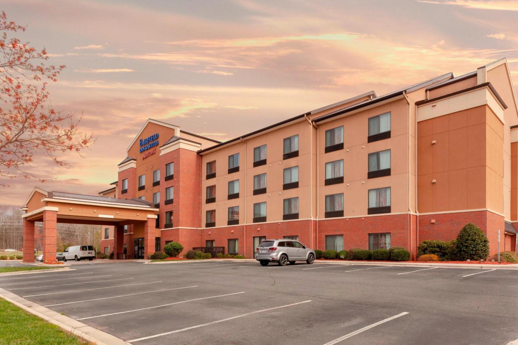 Fairfield Inn & Suites By Marriott Matthews Charlotte Zewnętrze zdjęcie